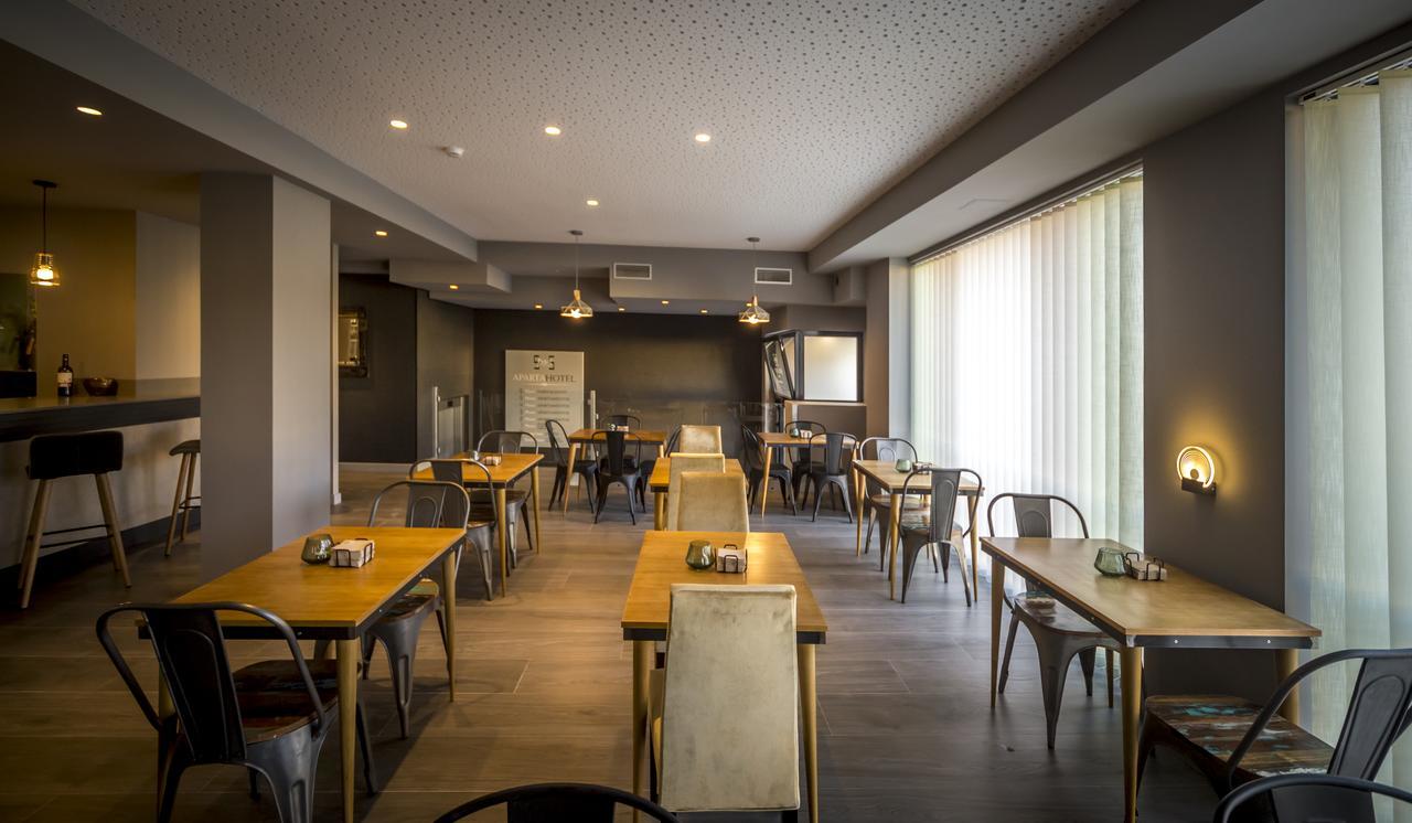 Apartahotel 5Dos5 Oviedo Eksteriør billede