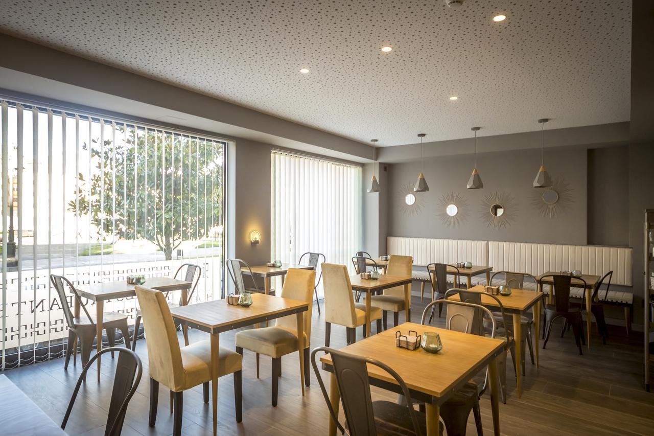 Apartahotel 5Dos5 Oviedo Eksteriør billede