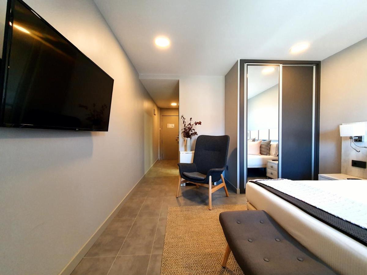 Apartahotel 5Dos5 Oviedo Eksteriør billede